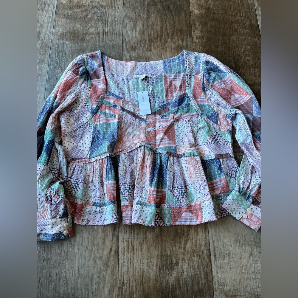 American Eagle Square Neck Long Sleeve Shirt Size M